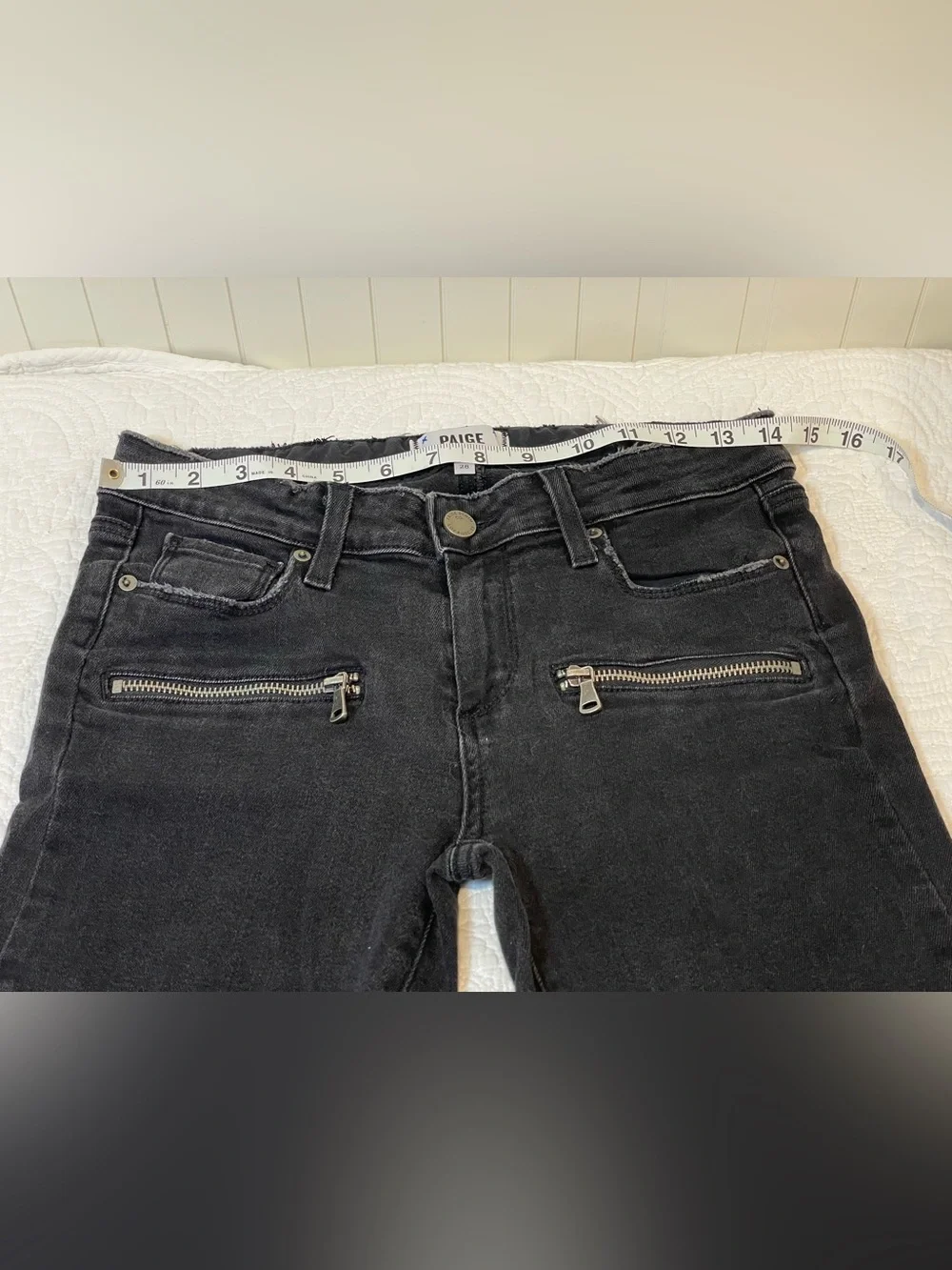 💥3/$50 PAIGE Black Skinny Jeans with Stretch Fit and Moto Zipper Pockets | Sz 28